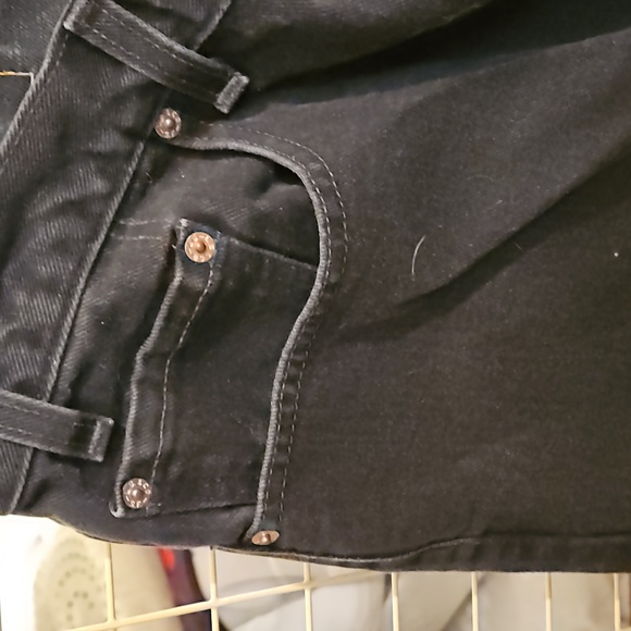 From Wendy's closet men's Levi's 505 W38×L34 color is black - Picture 4 of 12